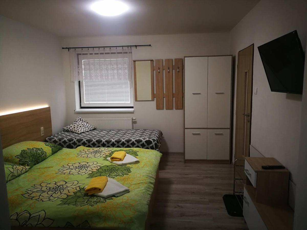 Apartmany Pri Zvonici Oravsky Podzamok Exterior photo