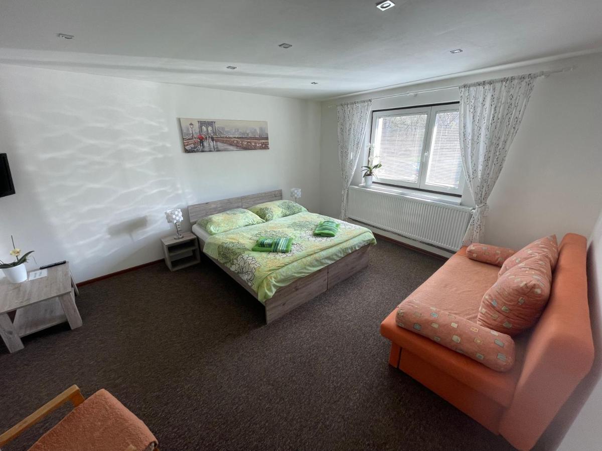 Apartmany Pri Zvonici Oravsky Podzamok Exterior photo